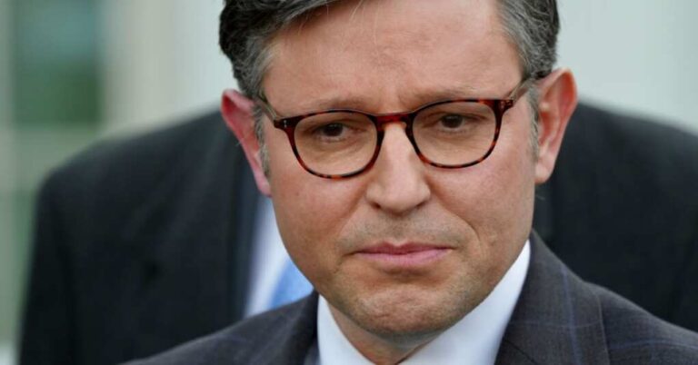 Mike Johnson Torpedoes House Dems’ Efforts to Remove Trump from Ballot