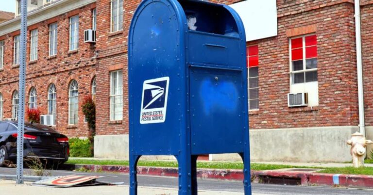 NY Postal Worker Steals From the Mail Only To Get Probation