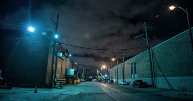 Chicago is a Powder Keg as Black Gangs Square Off Against Venezuelan Invaders